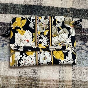 NWOT! Vera Bradley travel makeup organizer